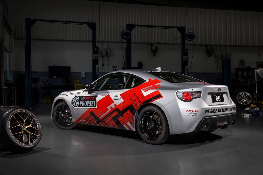  Toyota GT 86 Pro-Am 2015 года  (фото 2 из 9)